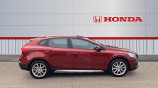 Volvo V40 T3 [152] Cross Country Pro 5dr Geartronic Petrol Hatchback